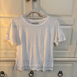 Abercrombie & Fitch White Short Sleeve Tee